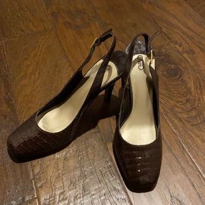 Women’s high heel shoes